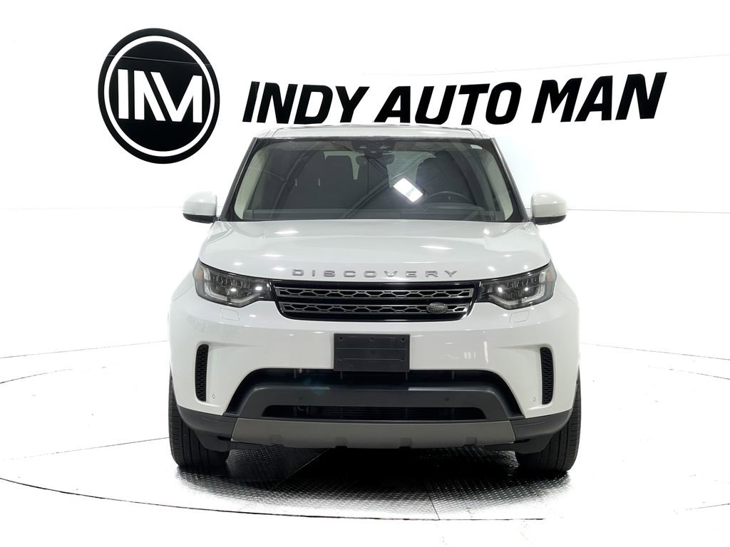 Used 2017 Land Rover Discovery SE image 9