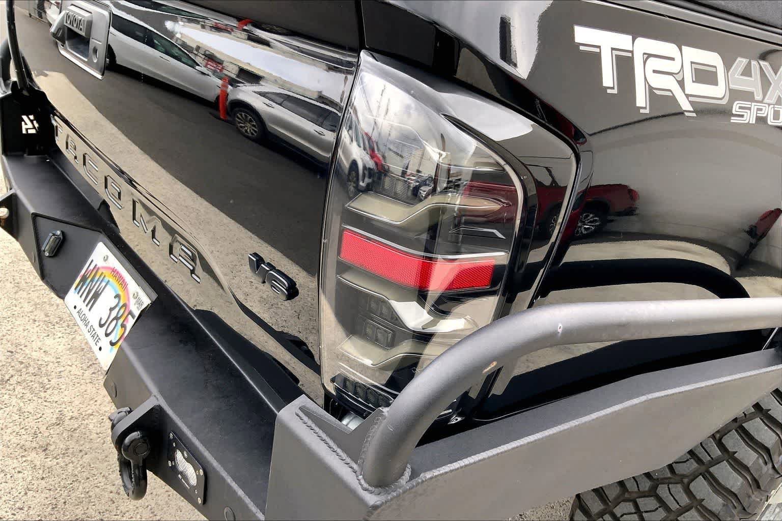 Used 2022 Toyota Tacoma 4x4 Double Cab image 32