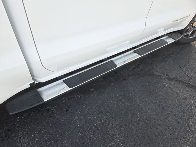 New 2026 GMC Sierra 1500 SLT w/ SLT Premium Package image 18