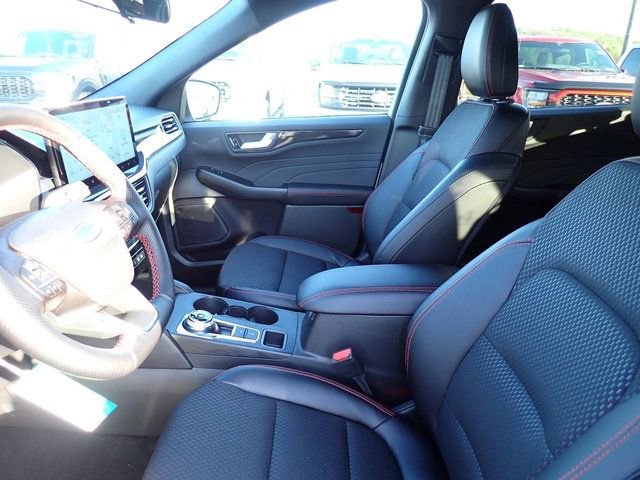 New 2026 Ford Escape ST-Line Select w/ Tech Pack #1 AWD/4WD image 12