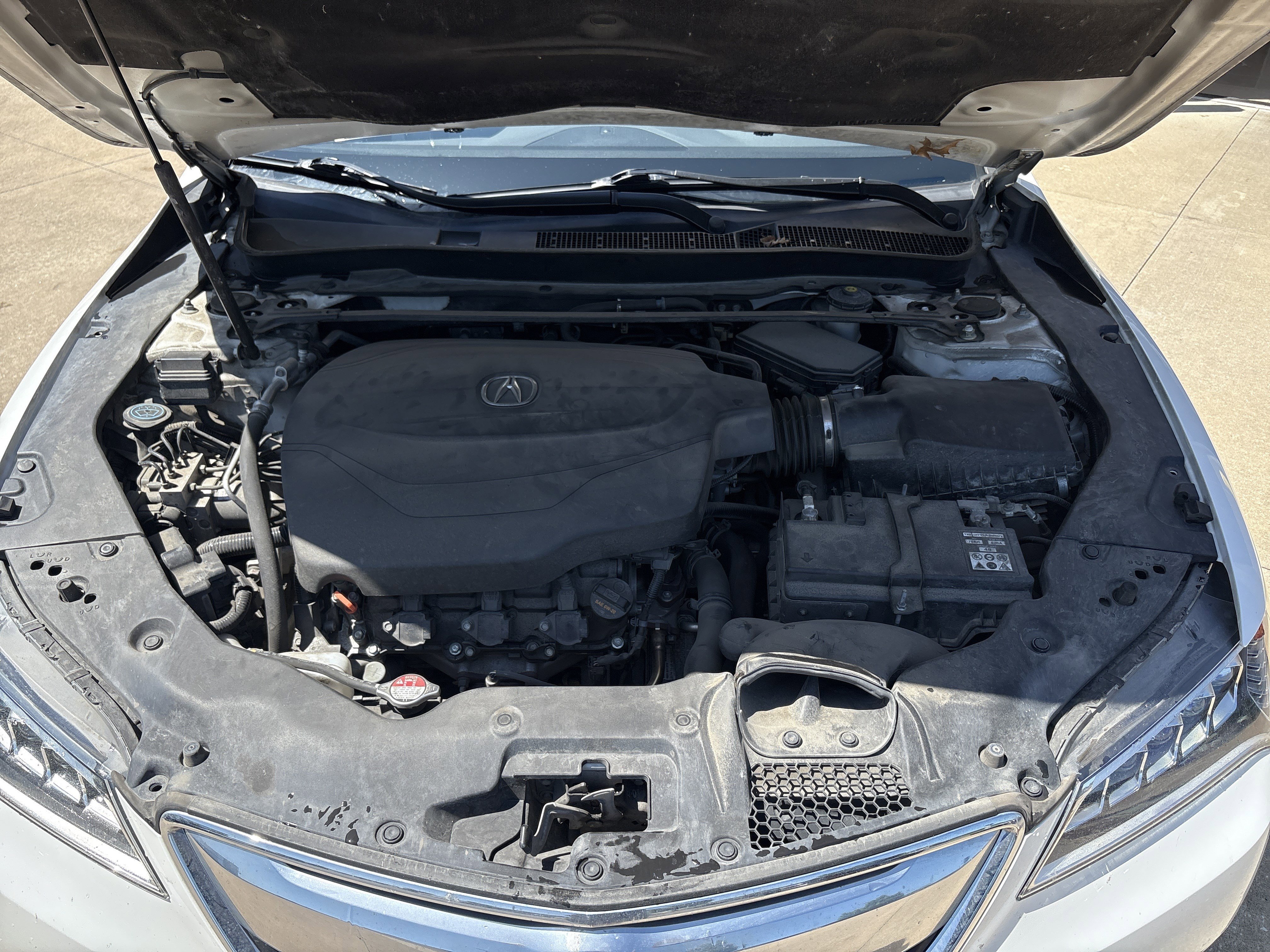 Used 2015 Acura TLX V6 w/ Technology Package FWD image 34