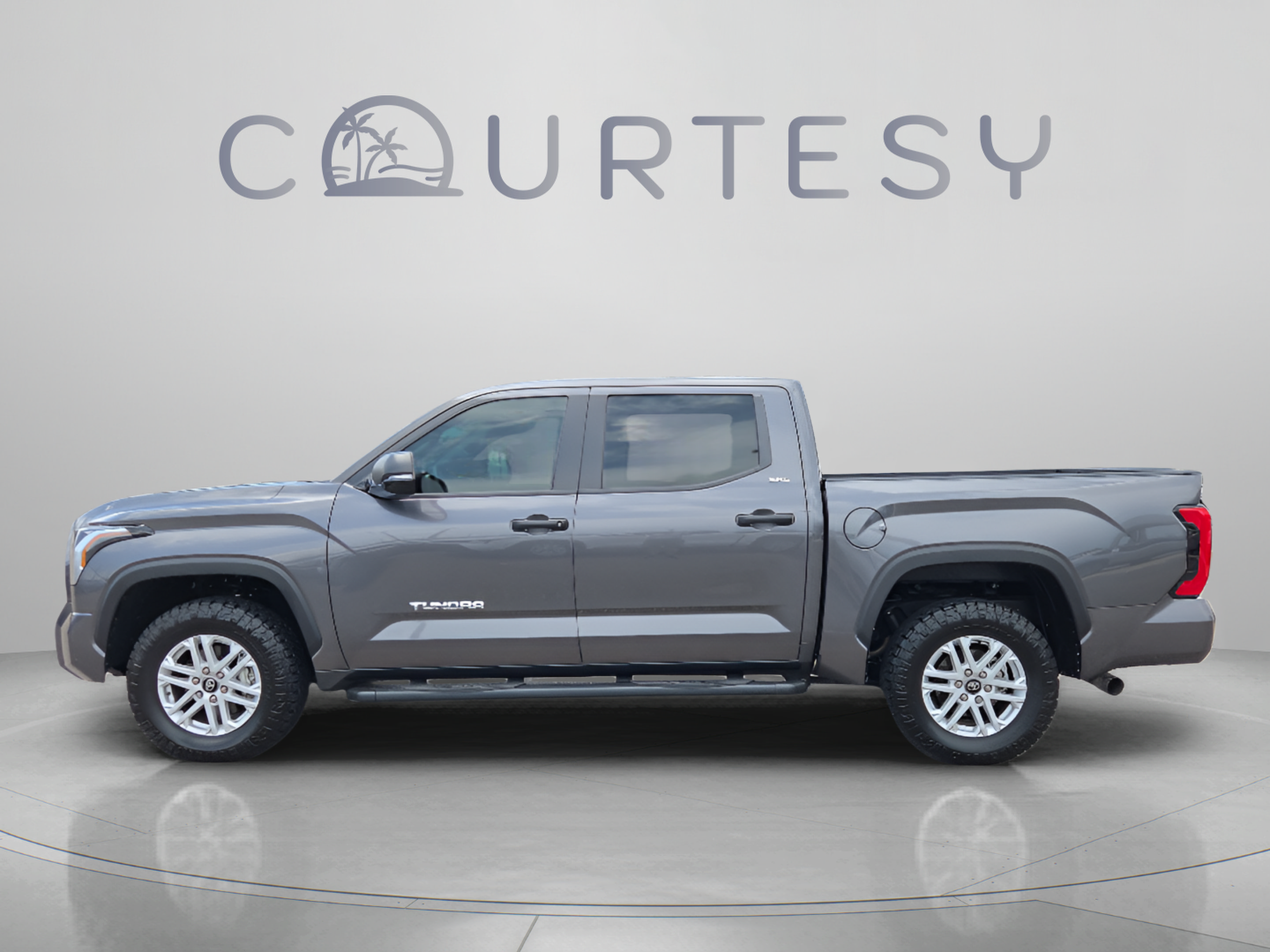 Certified 2025 Toyota Tundra SR5 w/ SR5 Convenience Package AWD/4WD image 2