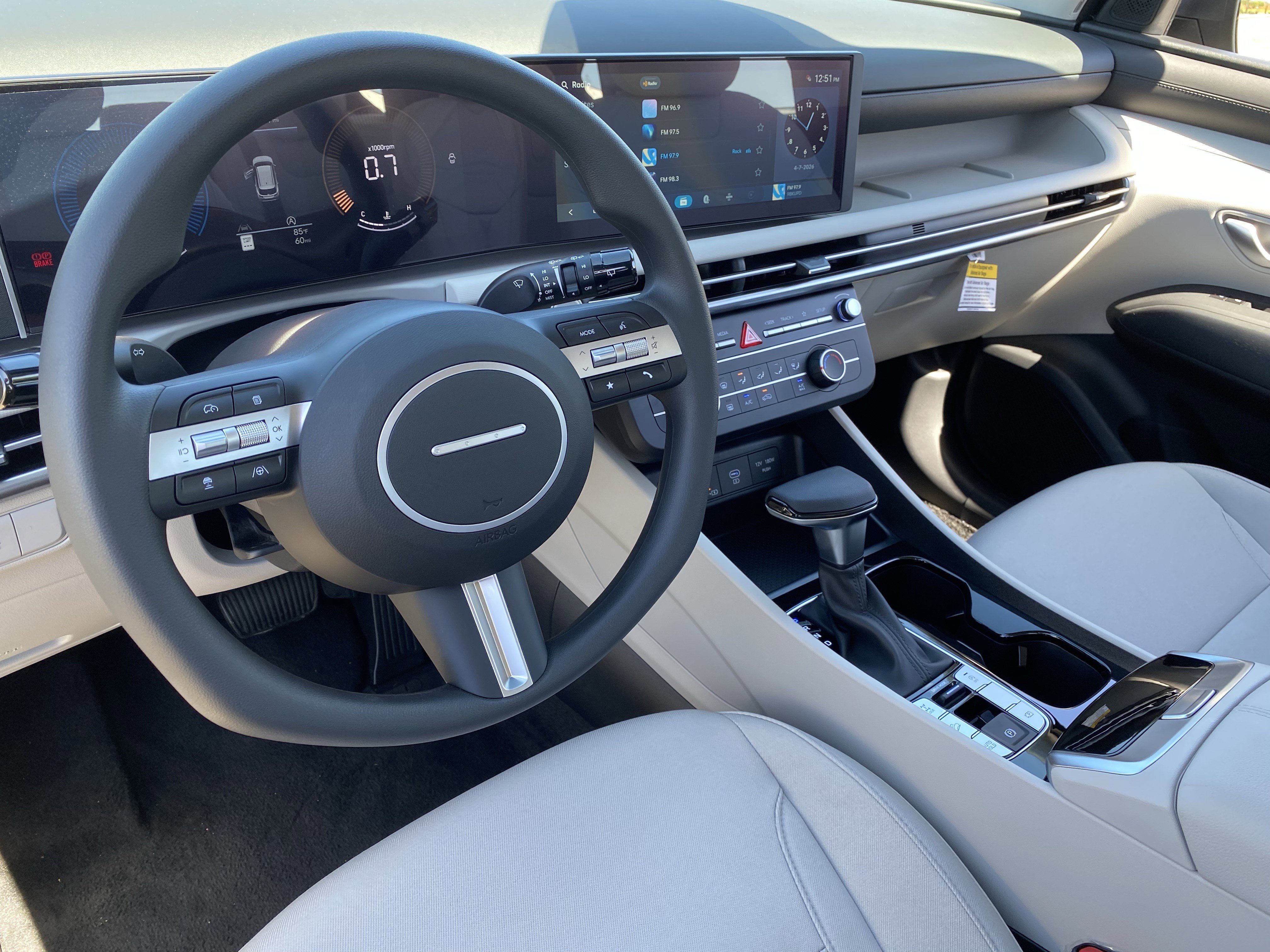 Certified 2026 Hyundai Tucson SE image 10