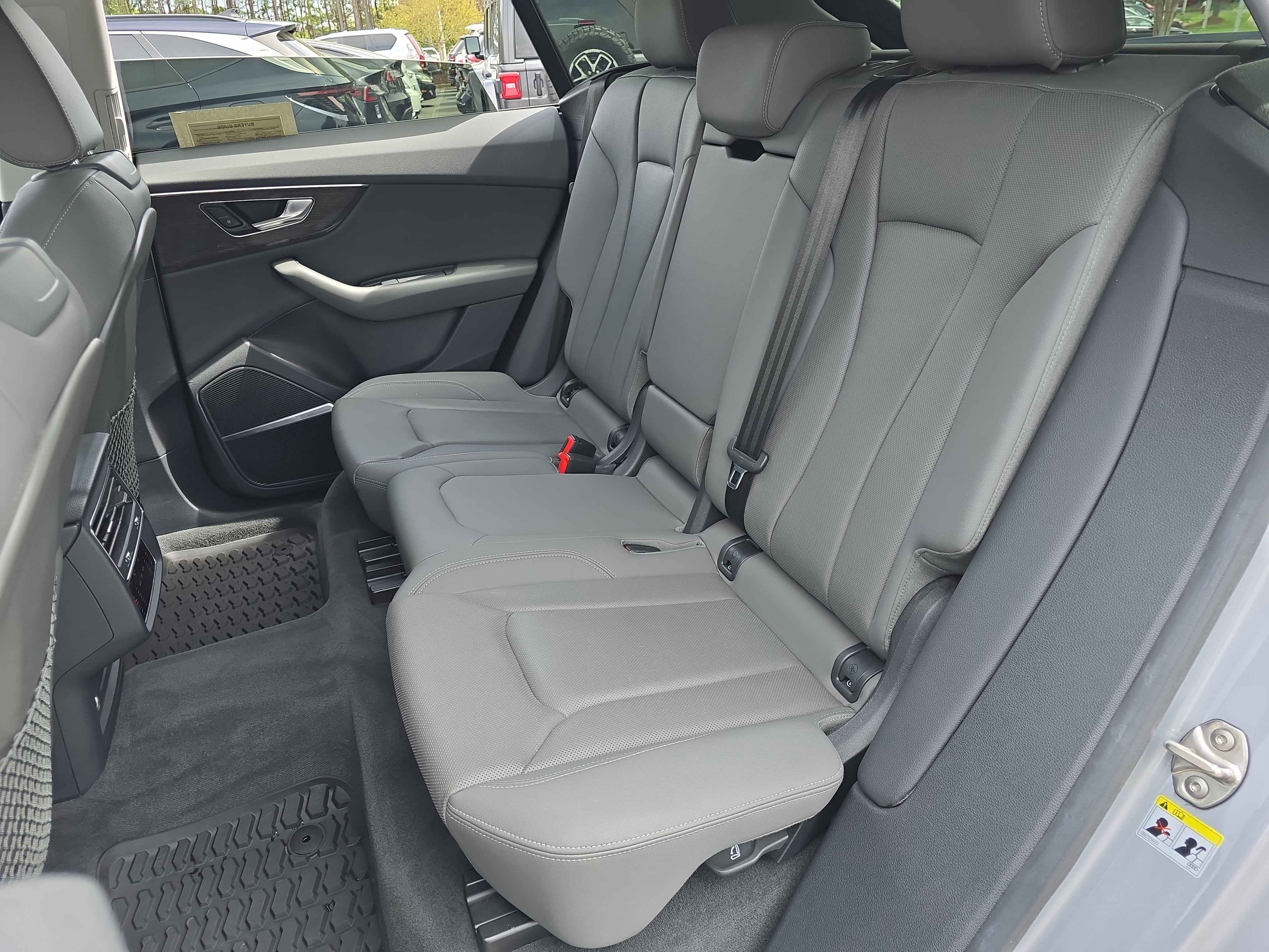 Used 2019 Audi Q8 Premium Plus image 14