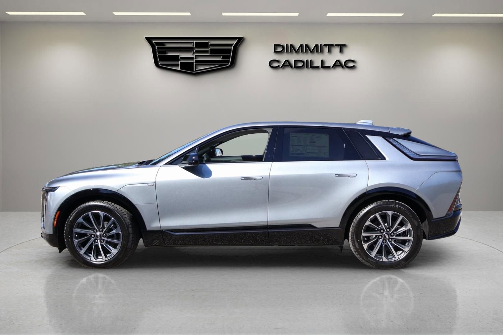 New 2026 Cadillac Lyriq Sport RWD image 2