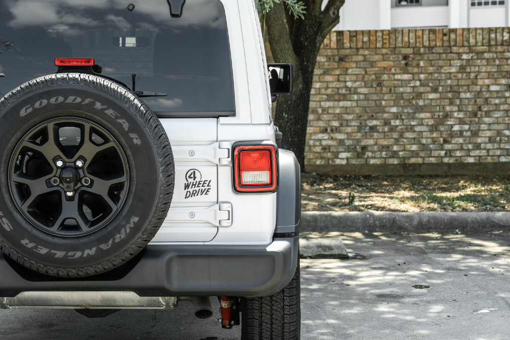 Used 2023 Jeep Wrangler Unlimited Sport AWD/4WD image 60