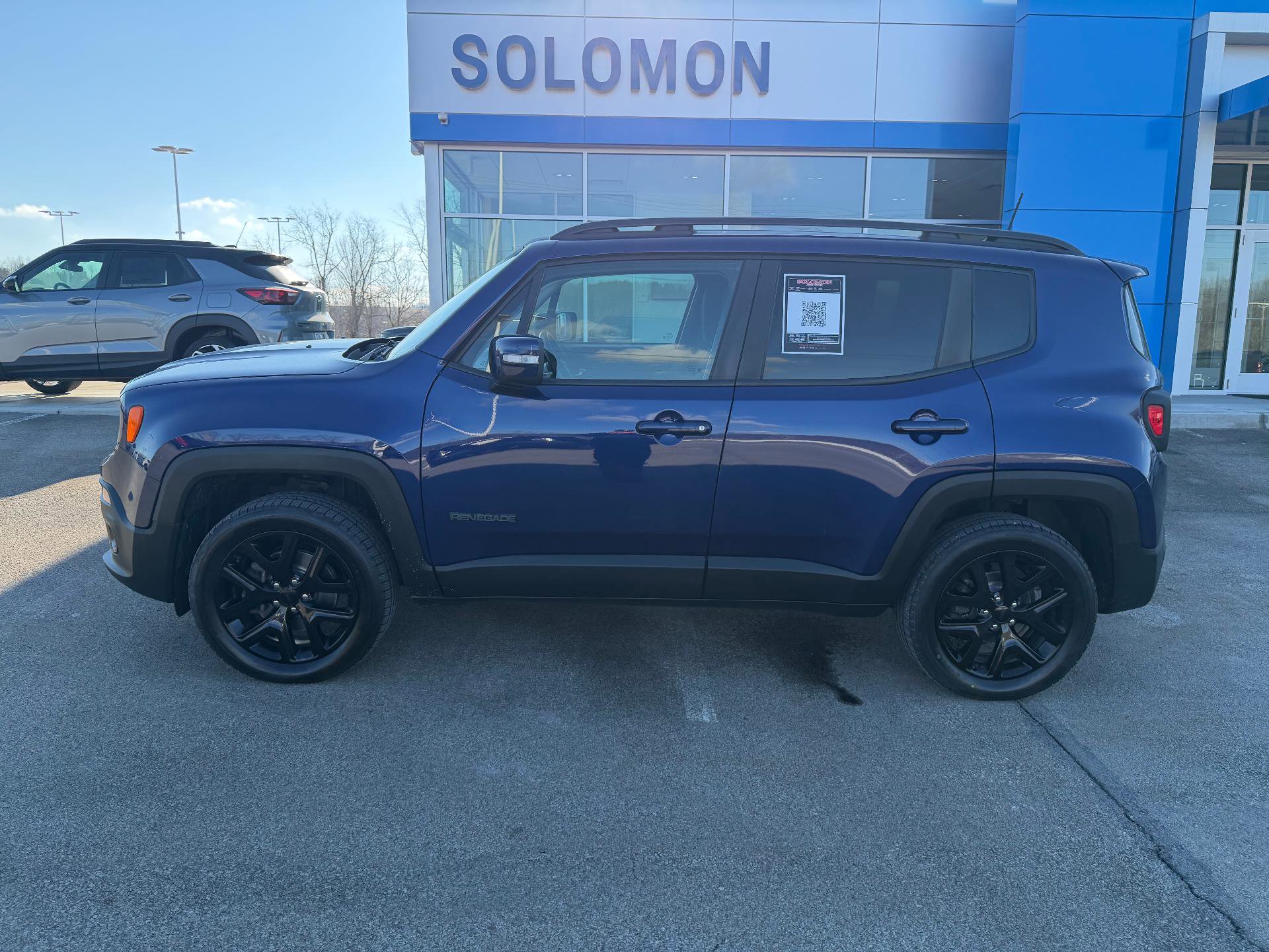 Used 2018 Jeep Renegade Altitude image 2