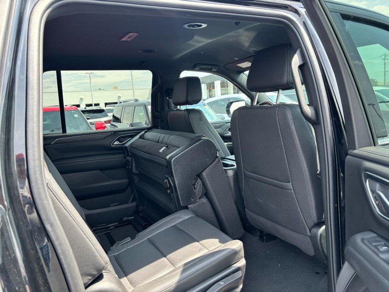 Used 2024 Chevrolet Suburban LT AWD/4WD image 11