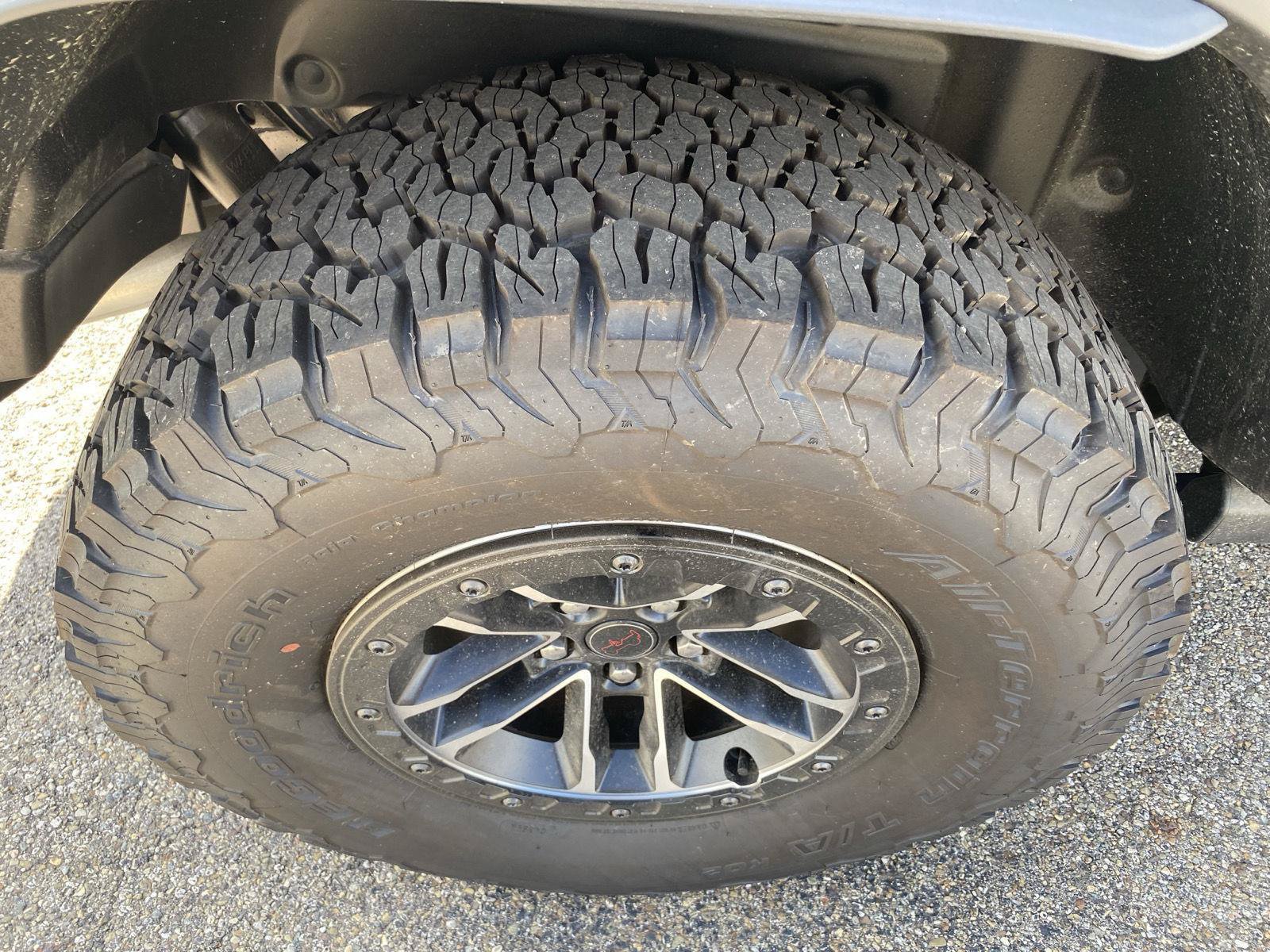 New 2026 Jeep Wrangler Rubicon w/ Xtreme 35 Tire Package AWD/4WD image 31