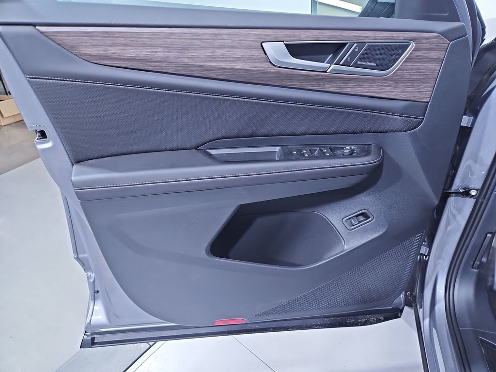 New 2026 Volkswagen Atlas SEL Premium R-Line image 10