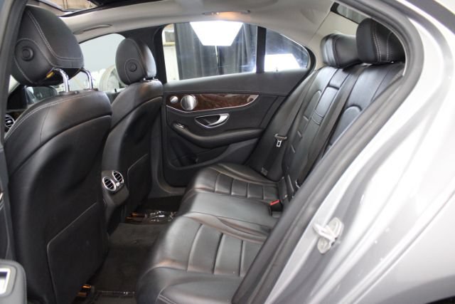 Used 2015 Mercedes-Benz C 300 4MATIC Sedan image 26