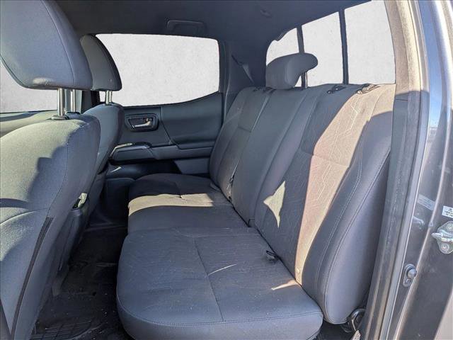 Used 2019 Toyota Tacoma TRD Off-Road w/ Technology Package AWD/4WD image 15