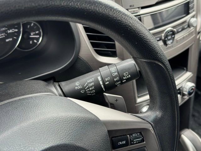 Used 2012 Subaru Outback 2.5i w/ Alloy Wheel Pkg image 24