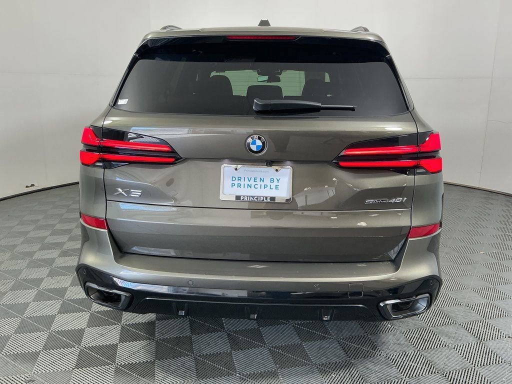 Certified 2026 BMW X5 sDrive40i w/ M Sport Package RWD image 6