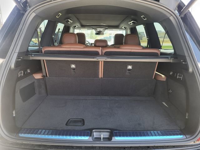 Used 2025 Mercedes-Benz GLS 450 4MATIC image 9