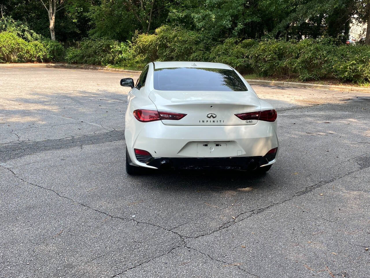 Used 2018 INFINITI Q60 3.0t Luxe w/ Sensory Package 3.0T Luxe RWD image 6