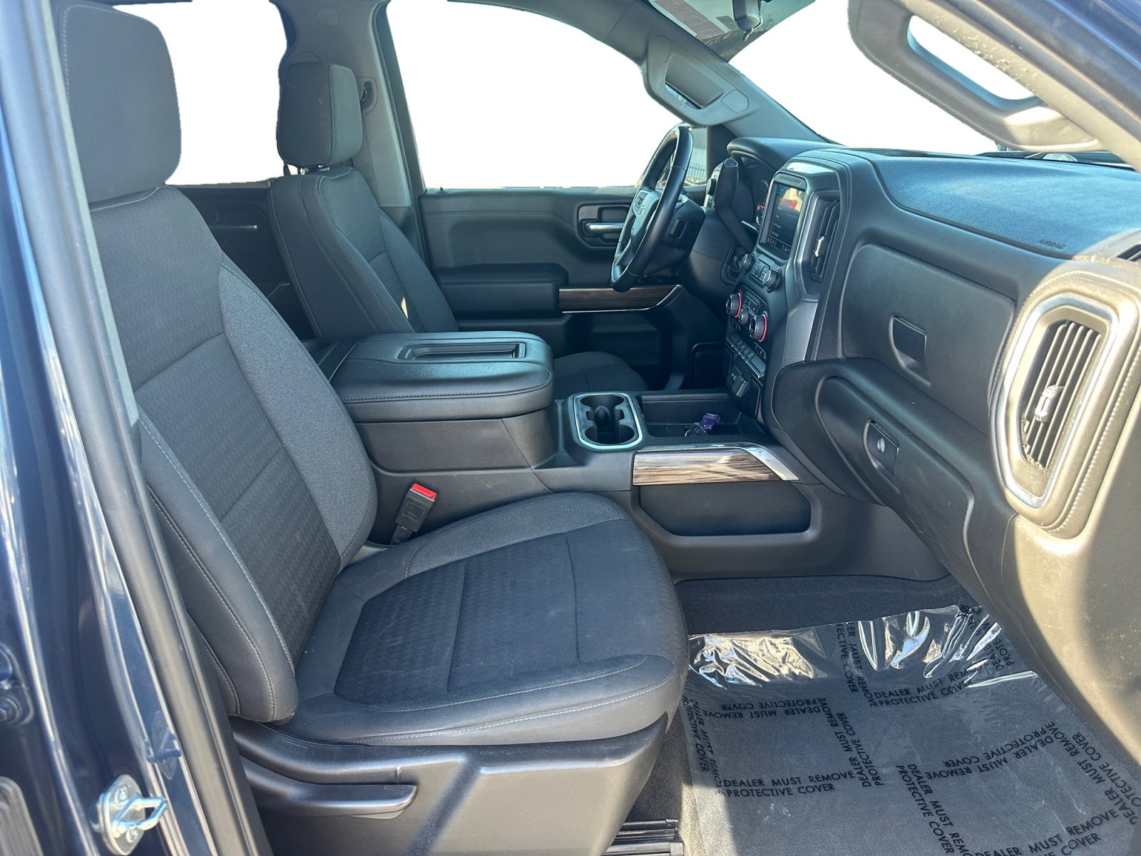 Used 2022 Chevrolet Silverado 1500 LT Trail Boss AWD/4WD image 15