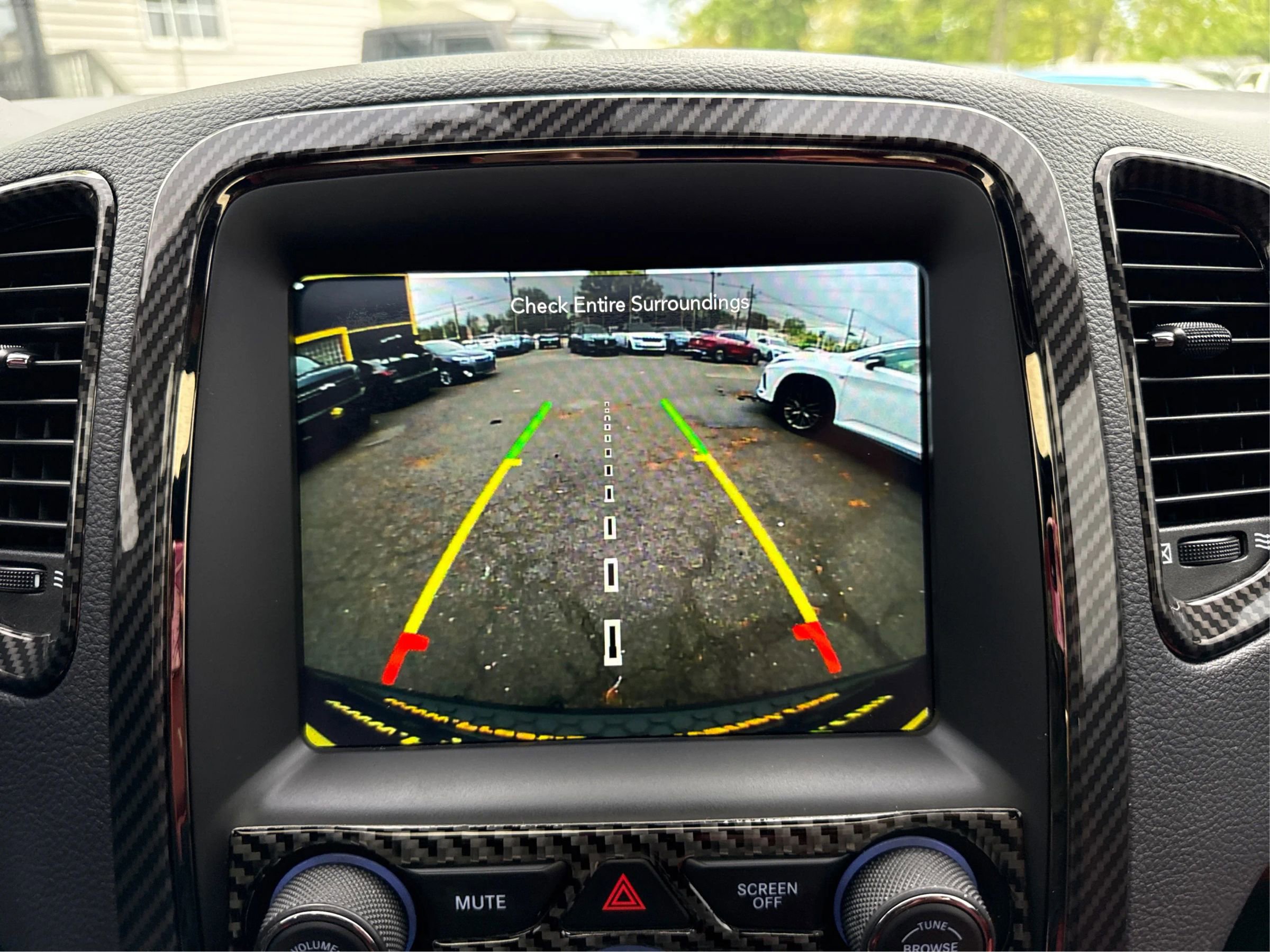 Used 2020 Dodge Durango R/T w/ Technology Group AWD/4WD image 31