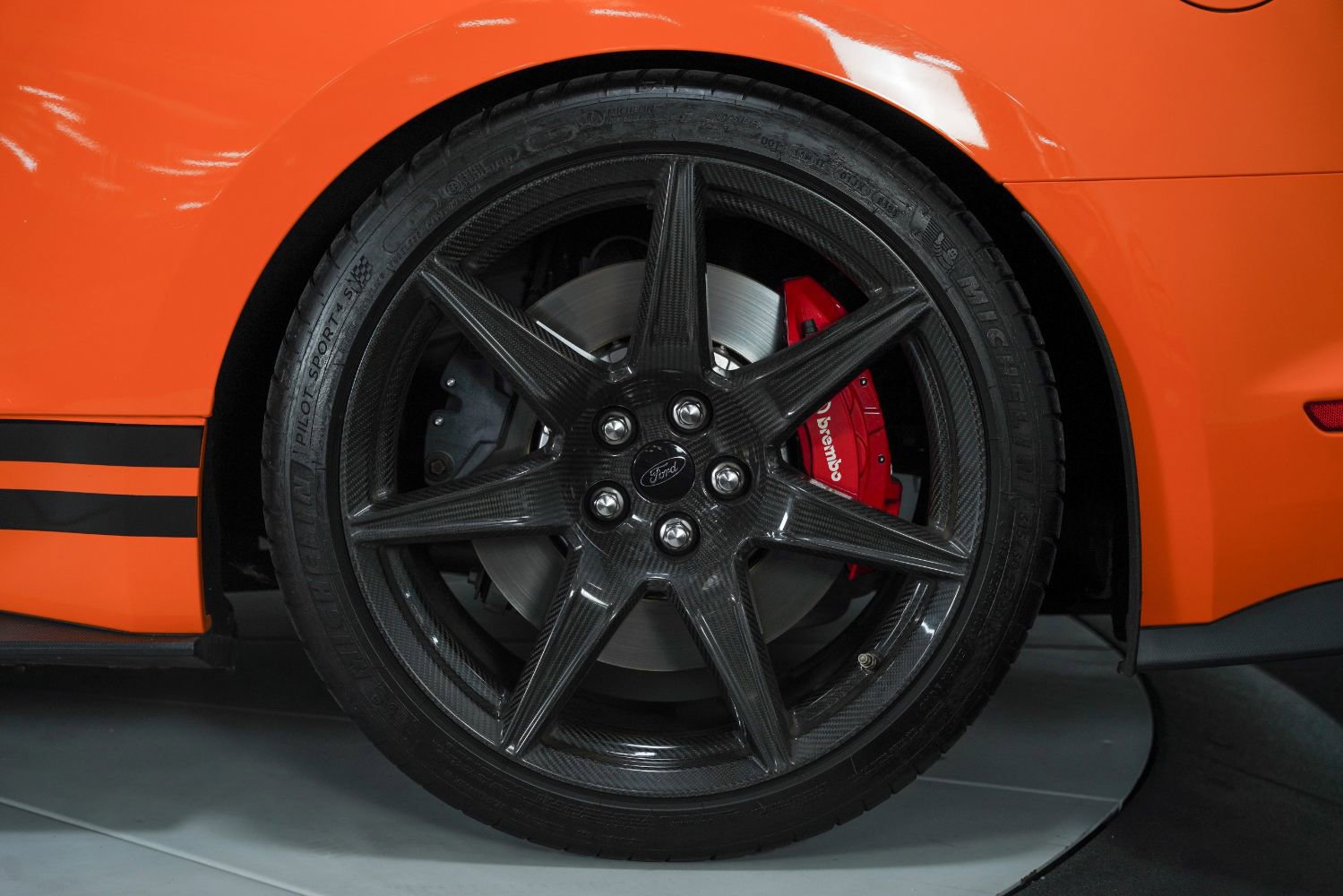 Used 2020 Ford Mustang Shelby GT500 w/ Carbon Fiber Track Pack image 23