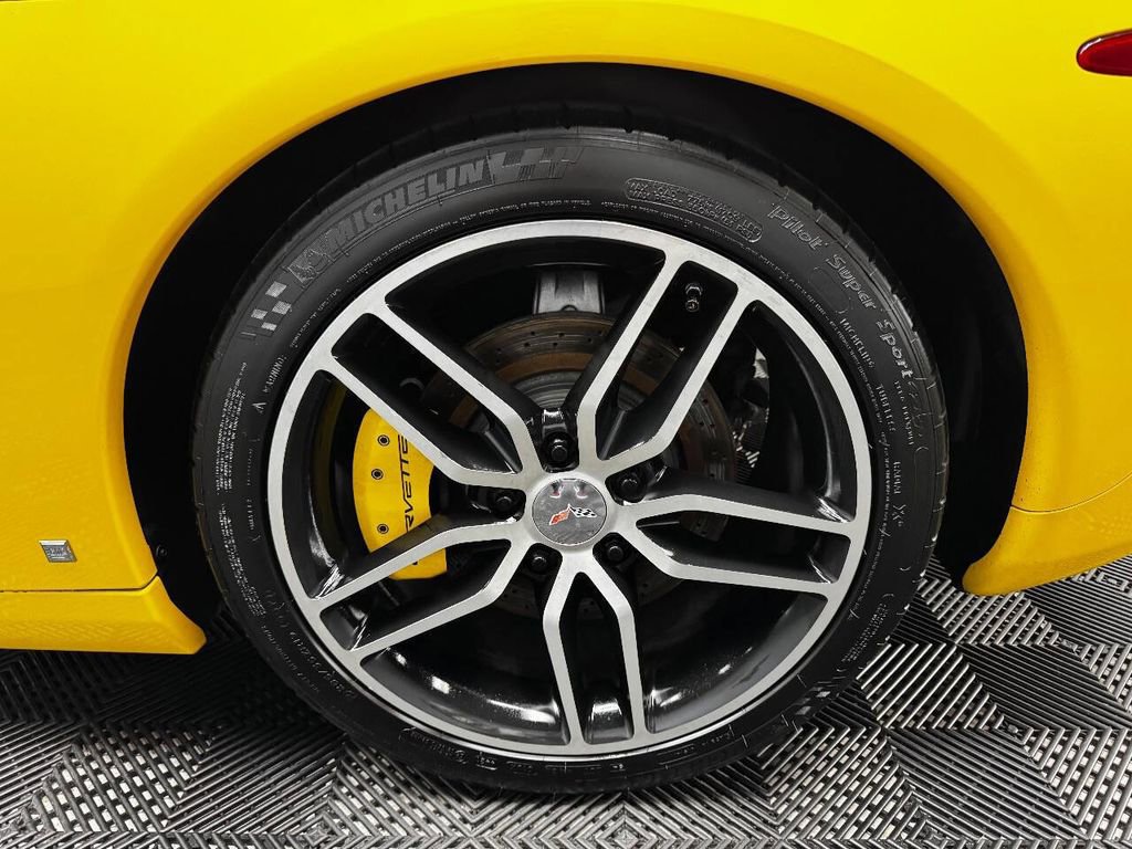 Used 2007 Chevrolet Corvette Convertible w/ Preferred Equipment Group image 32