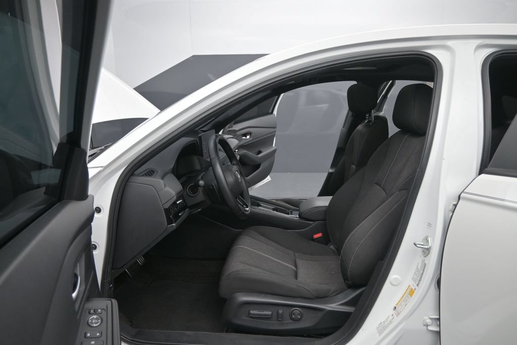 Used 2023 Honda Accord Sport image 10
