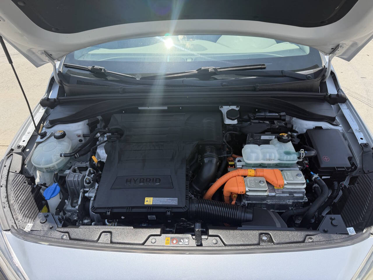 Used 2018 Hyundai Ioniq Limited w/ Limited Ultimate Package 03 FWD image 28