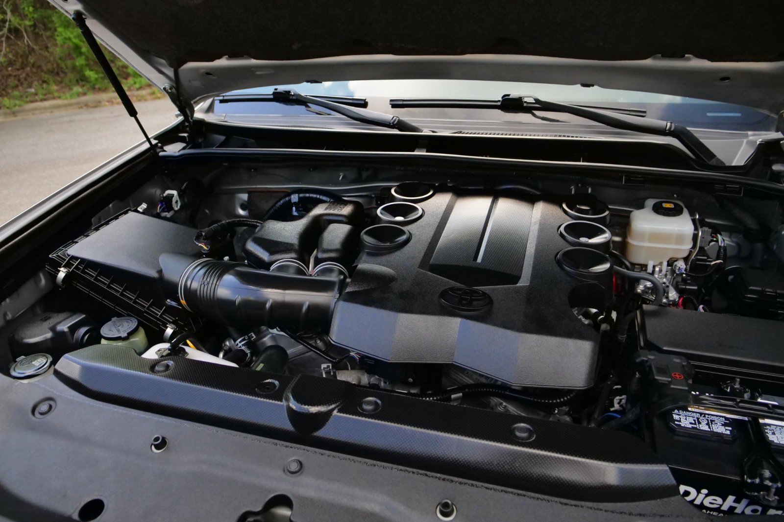 Used 2020 Toyota 4Runner SR5 Premium AWD/4WD image 41