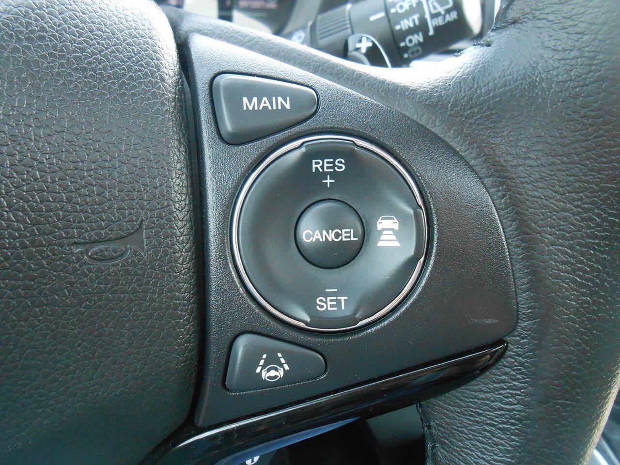 Used 2020 Honda HR-V EX-L image 16