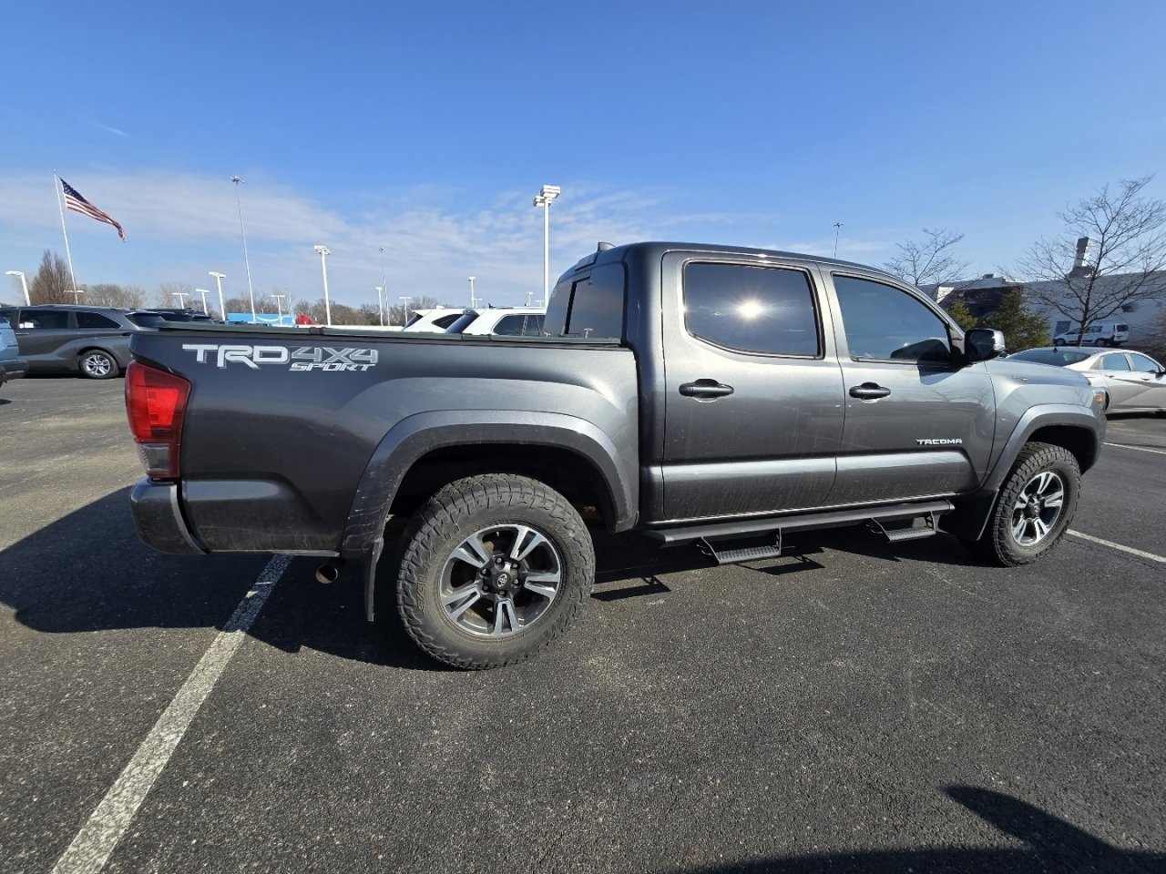 Certified 2017 Toyota Tacoma TRD Sport image 8