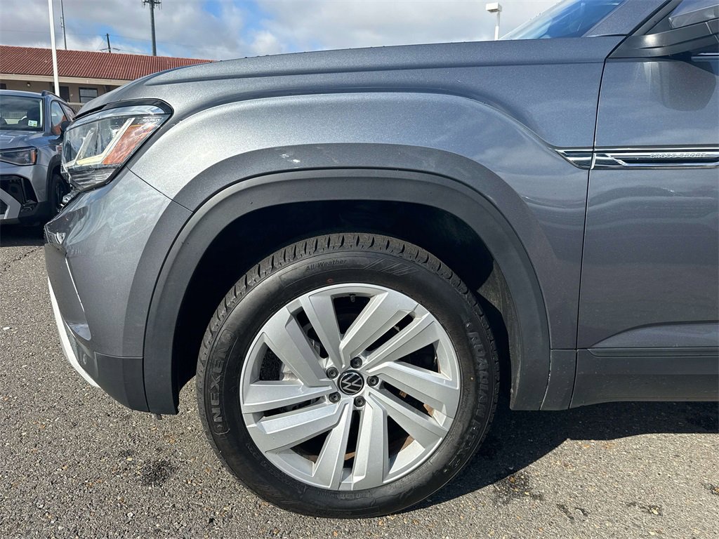 Used 2023 Volkswagen Atlas Cross Sport SE image 5