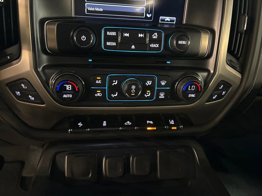 Used 2018 GMC Sierra 2500 Denali AWD/4WD image 19