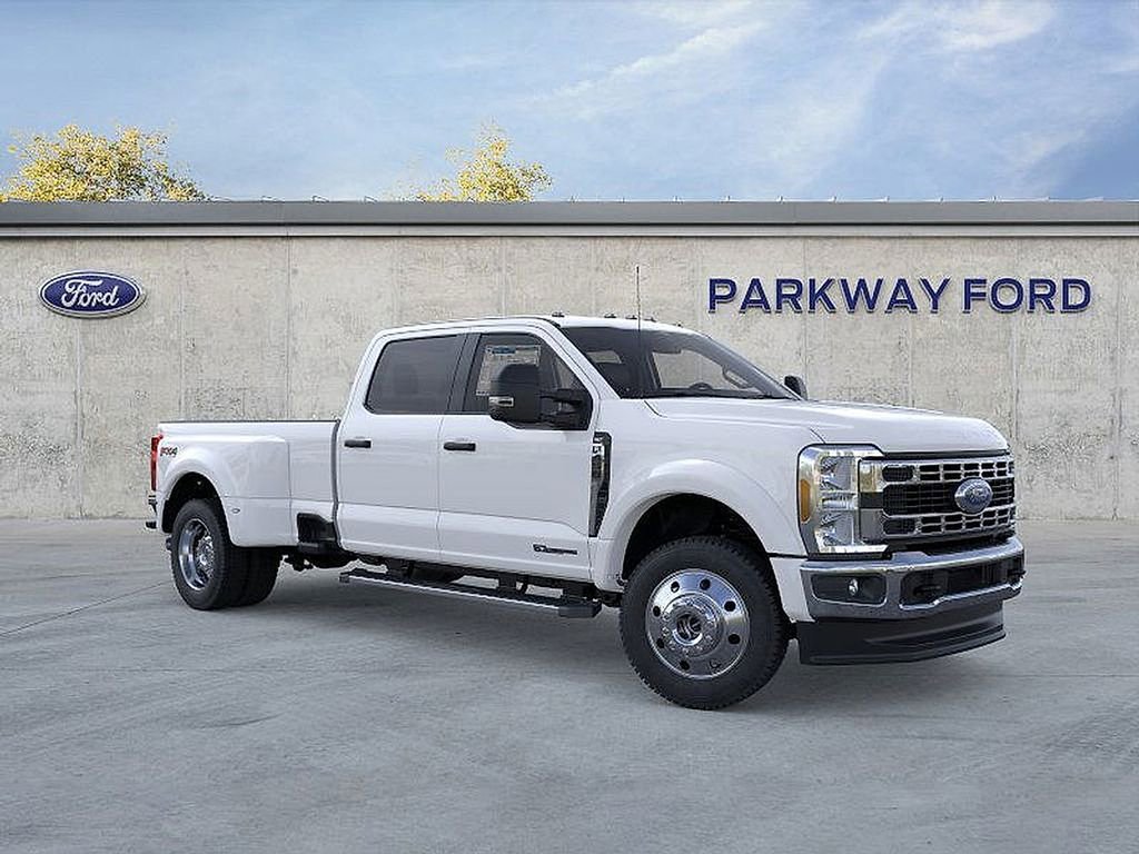 New 2026 Ford F450 XLT image 7