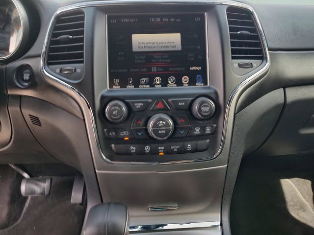 Used 2017 Jeep Grand Cherokee Altitude AWD/4WD image 13