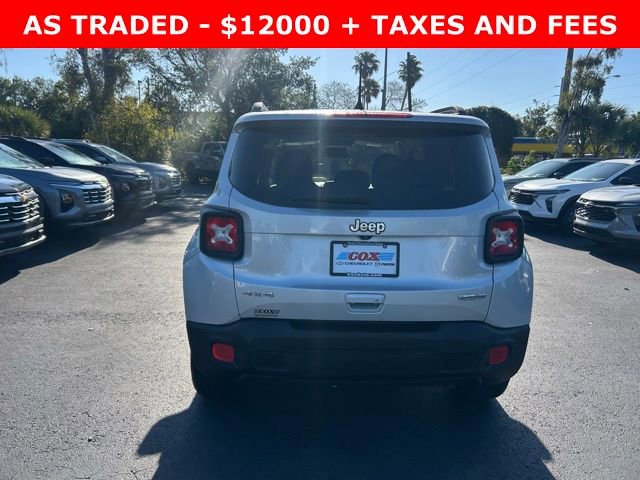 Used 2018 Jeep Renegade Latitude w/ Cold Weather Group image 5
