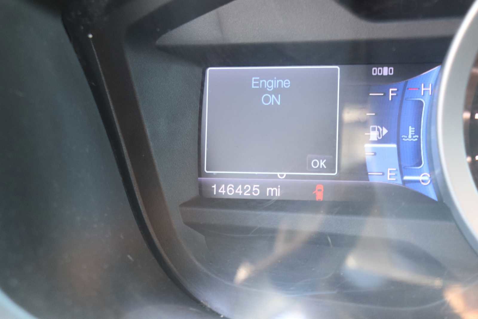 Used 2013 Ford Explorer XLT image 11