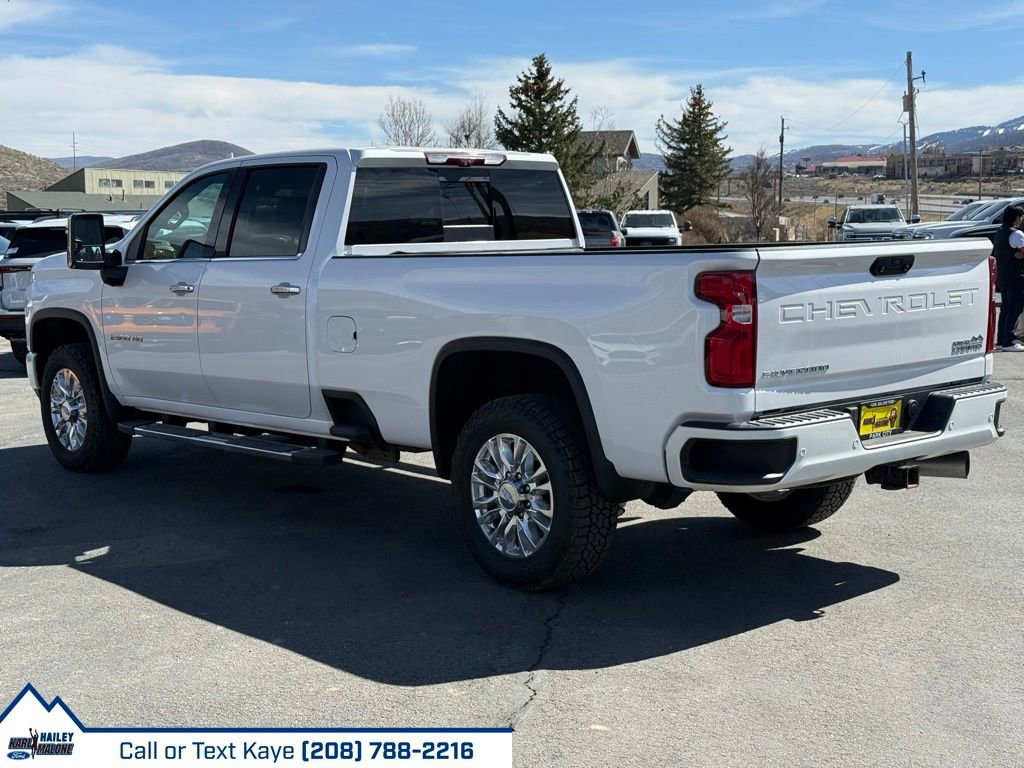Used 2020 Chevrolet Silverado 2500 High Country w/ Z71 Off-Road Package image 4
