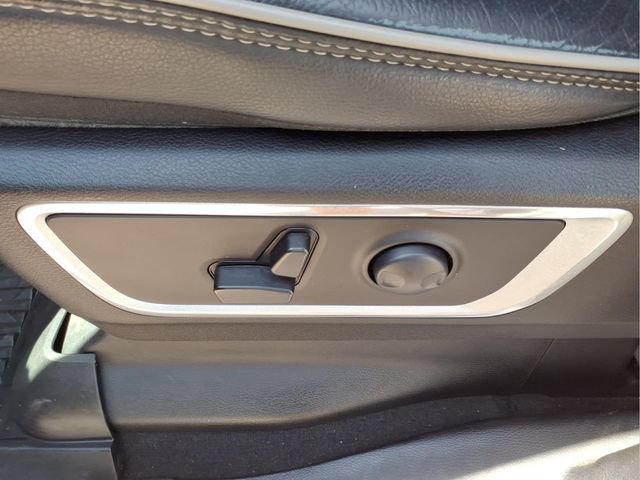Used 2024 RAM 1500 Laramie AWD/4WD image 13