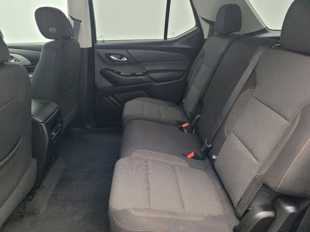 Used 2019 Chevrolet Traverse LT image 18