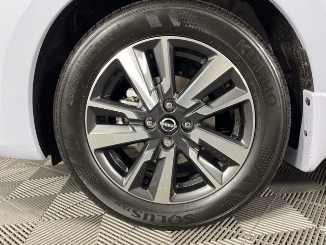 New 2025 Nissan Versa SV w/ Trunk Package image 12