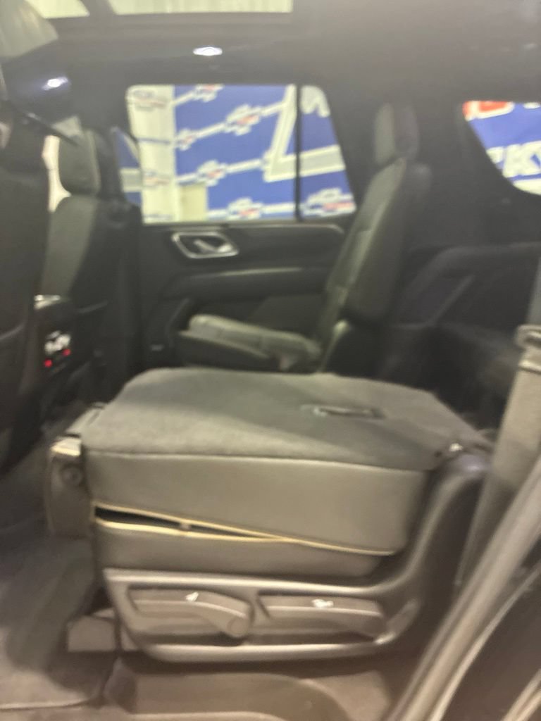 Used 2021 GMC Yukon SLT w/ SLT Premium Package AWD/4WD image 35