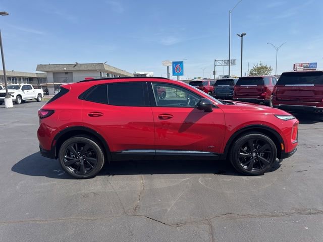 Used 2025 Buick Envision Sport Touring video 2