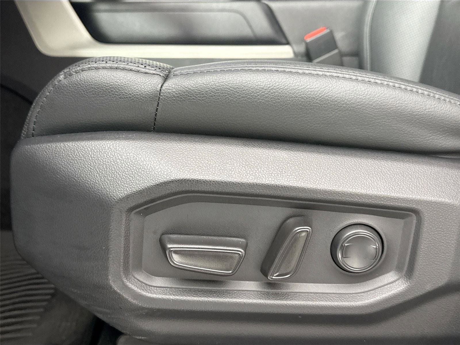 Used 2024 Toyota Tundra SR5 image 29