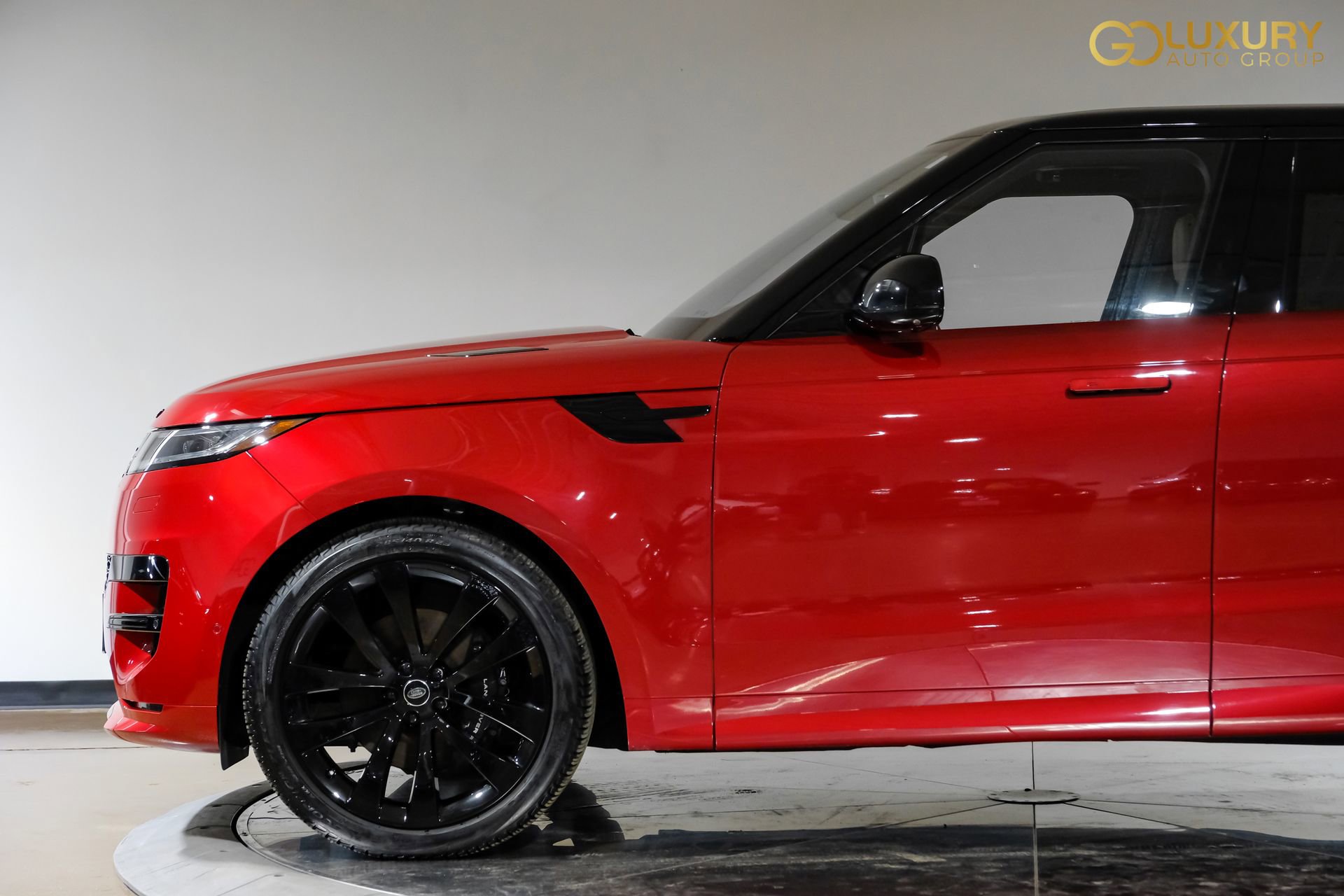 Used 2024 Land Rover Range Rover Sport Dynamic SE AWD/4WD image 14