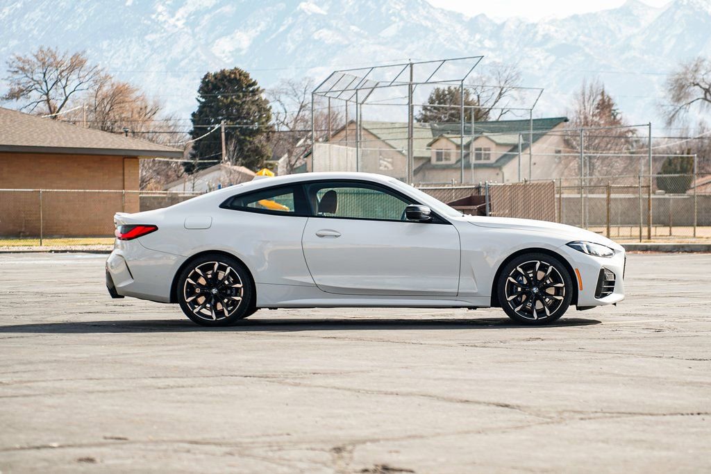 Certified 2025 BMW 430i xDrive Coupe w/ M Sport Package image 4