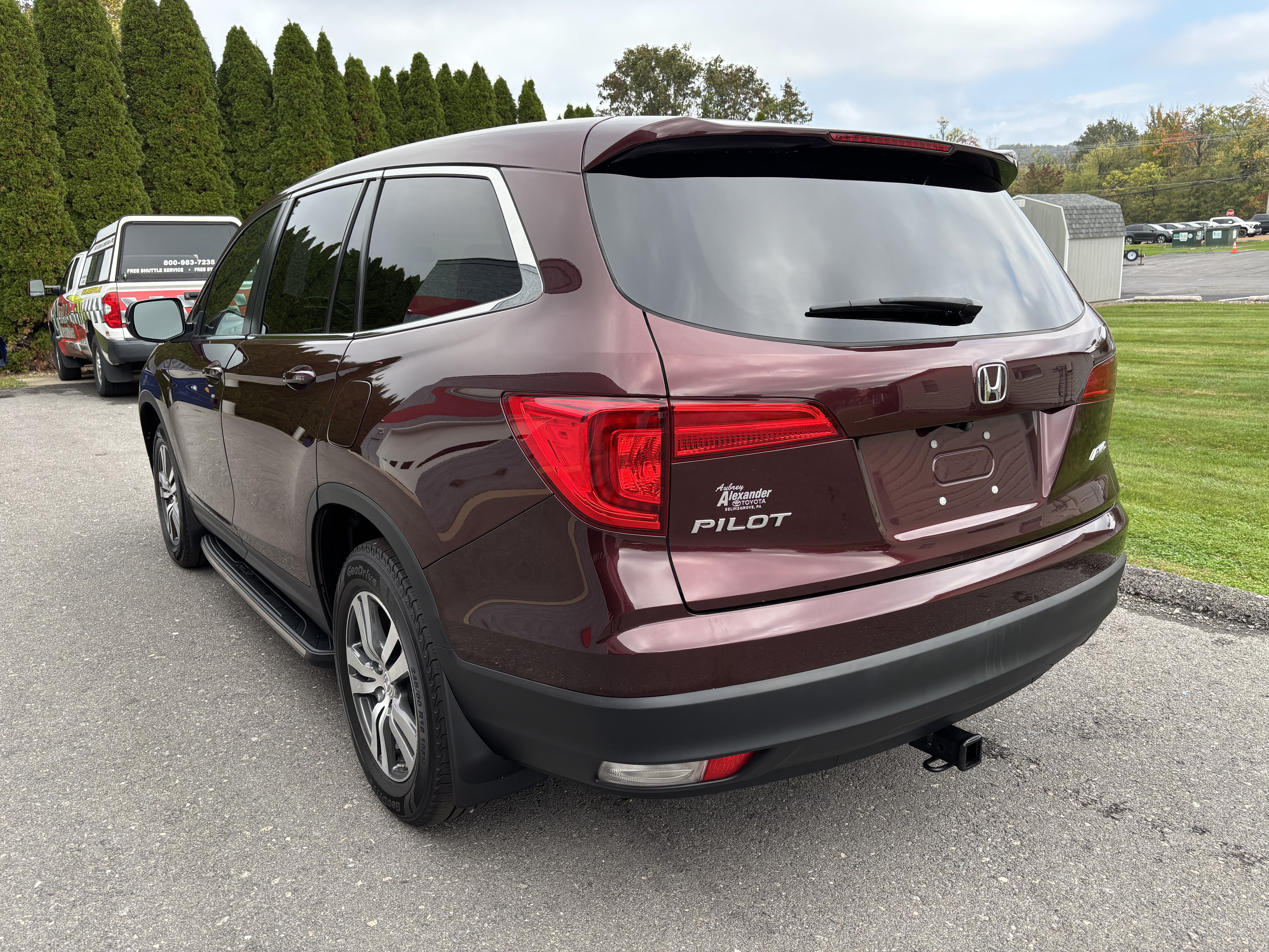Used 2017 Honda Pilot EX-L image 6