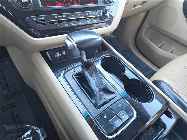 Used 2018 Kia Sedona EX image 13