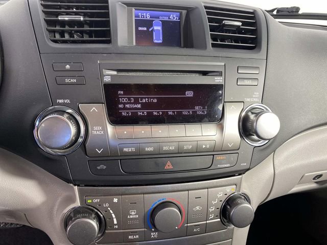 Used 2012 Toyota Highlander SE w/ Tow Pkg image 21