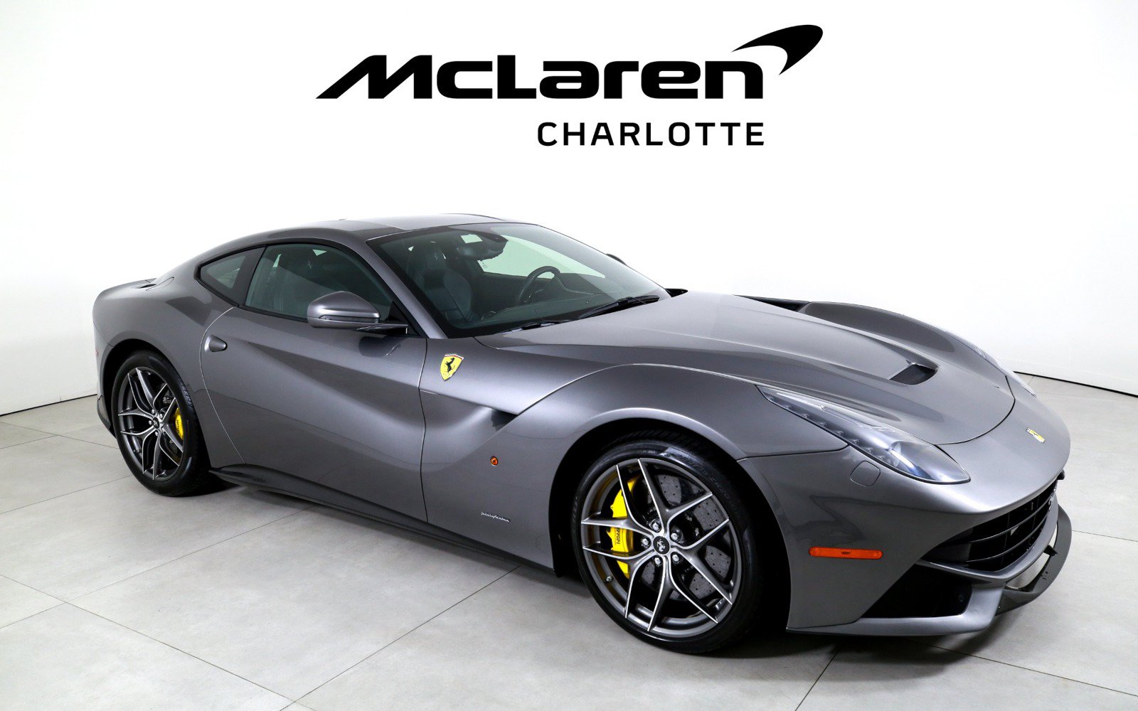 Used 2016 Ferrari F12 Berlinetta RWD image 2