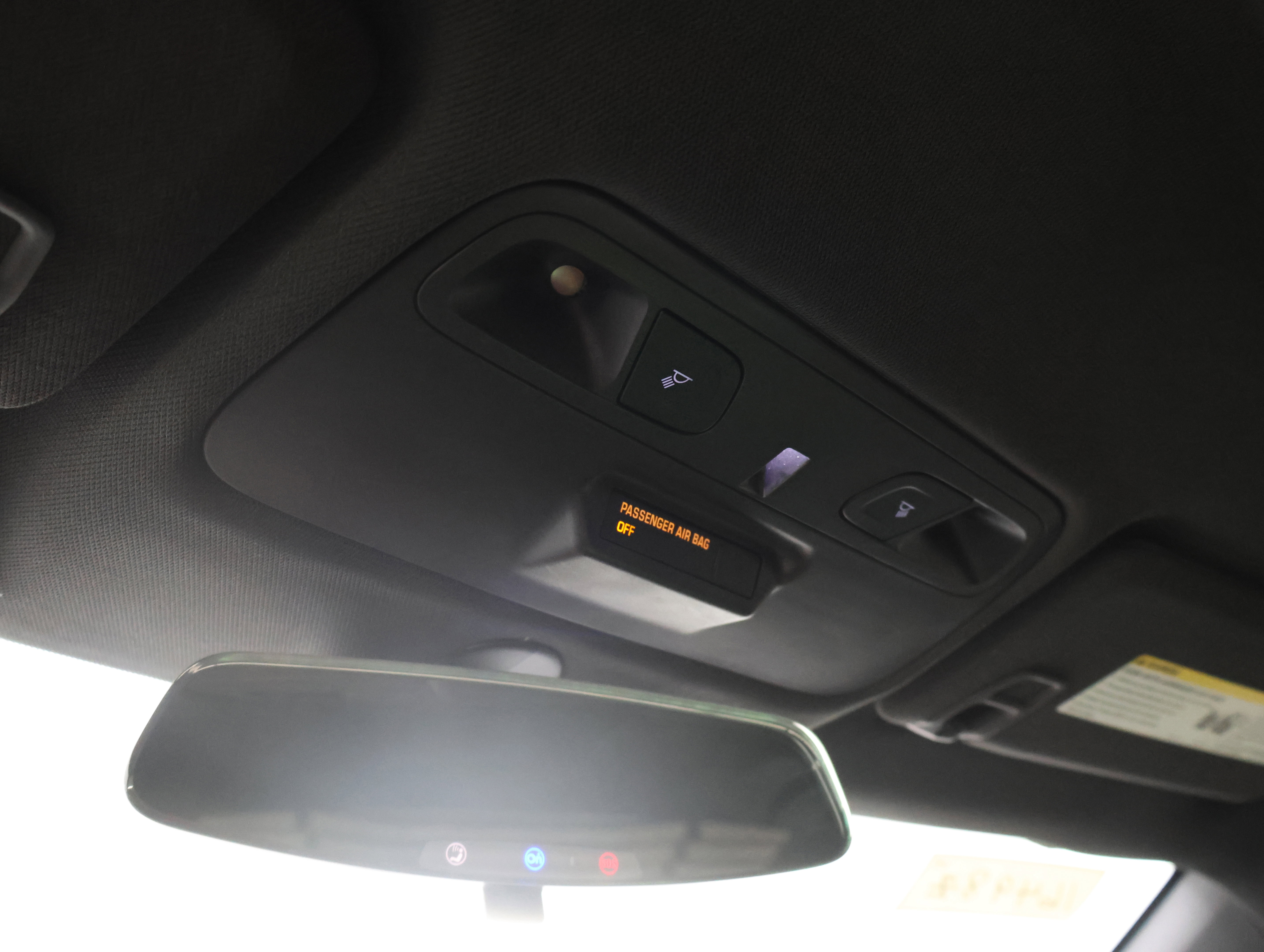 Used 2017 Chevrolet Camaro SS RWD image 11