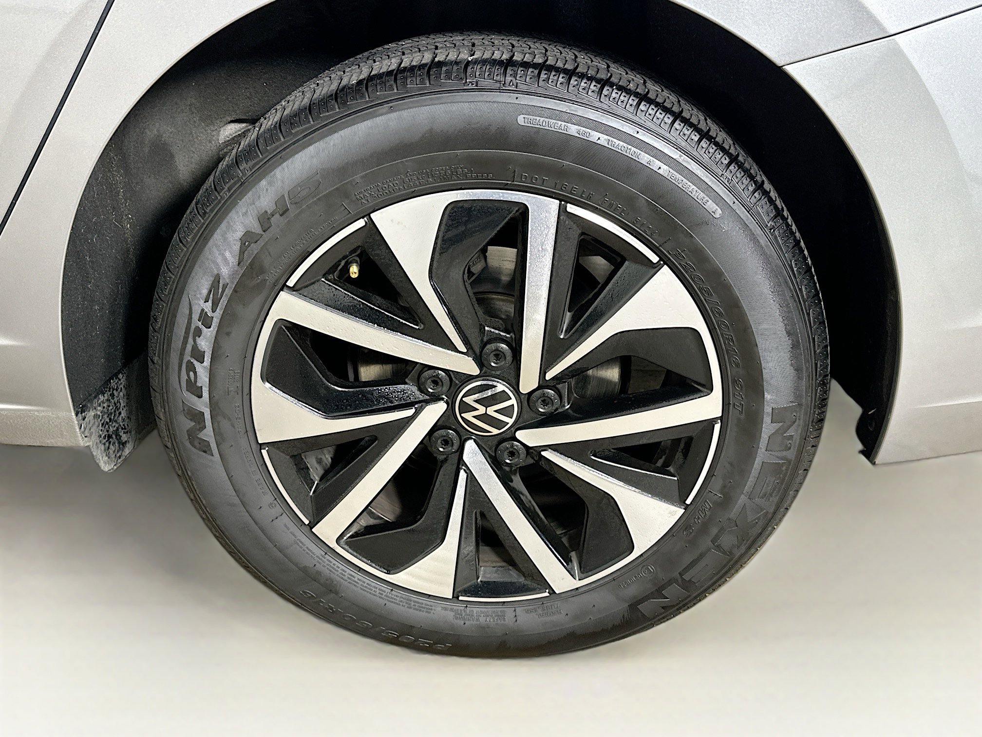 Used 2025 Volkswagen Jetta S image 11